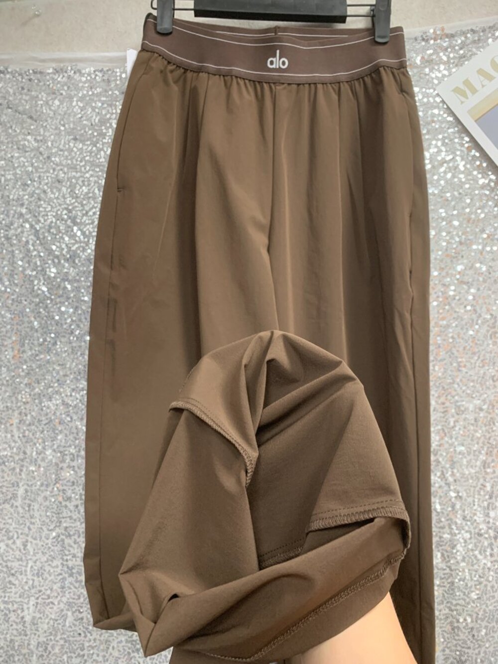 Brand New Espresso ALO Yoga Suit Up Pants🍩Regular Fit Women's 30" Inseam - Picture 8 of 11